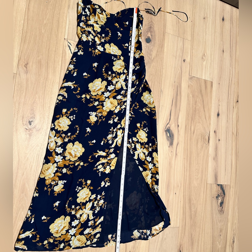 Reformation Kourtney Summer Dress | Size 4 - Picture 5 of 15